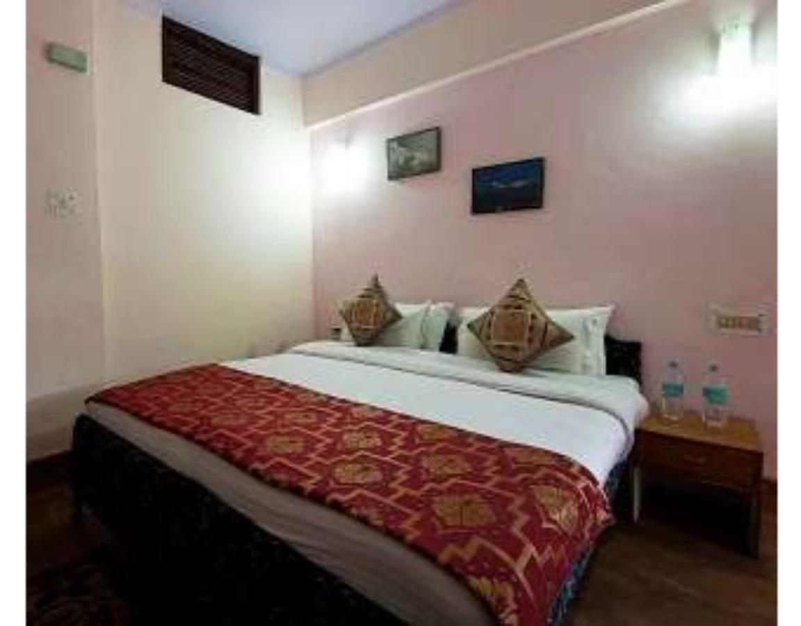 Anamika Hotel Nainital Exterior photo