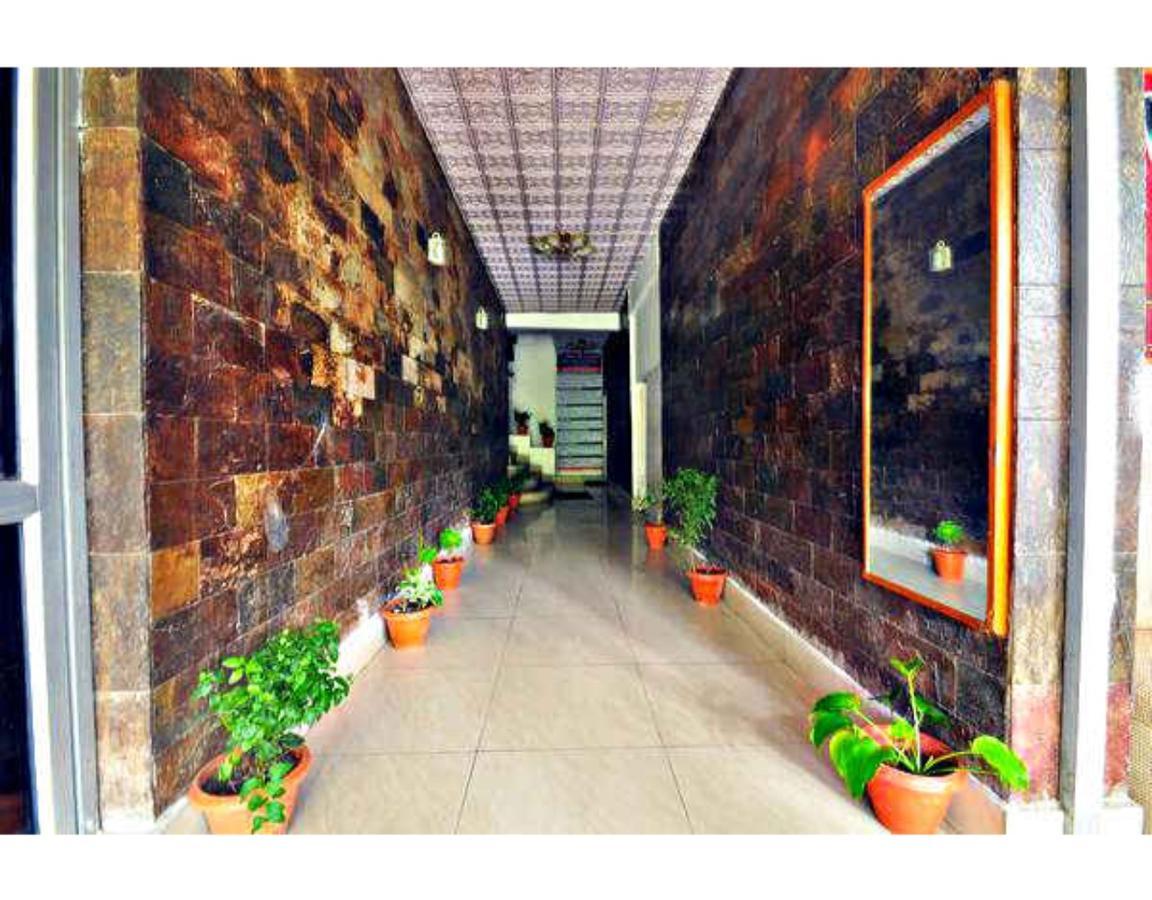 Anamika Hotel Nainital Exterior photo